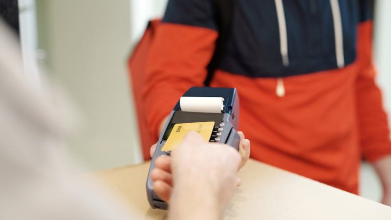 Как купить карту для анонимных транзакций на Amazon