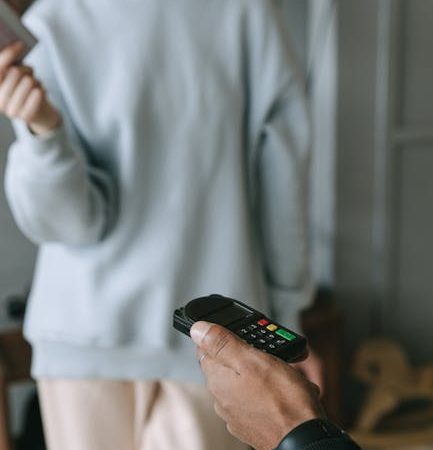 Риски использования фейковых паспортных данных для банковской карты