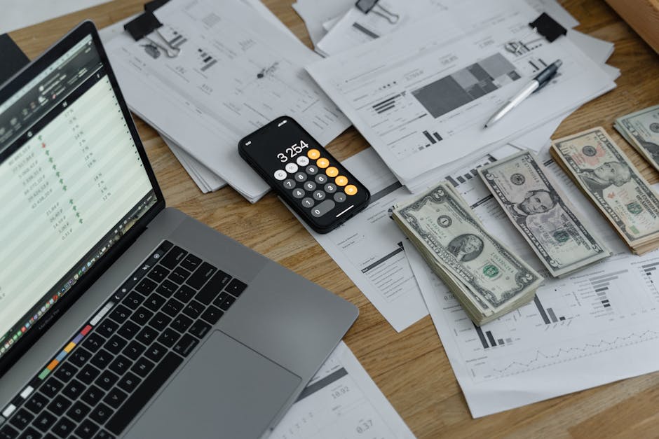 Карты для теневых операций на биржах и их последствия