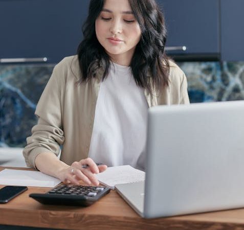 Карты для скрытых операций на биржах